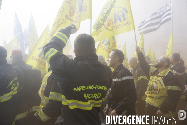 La marche des pompiers