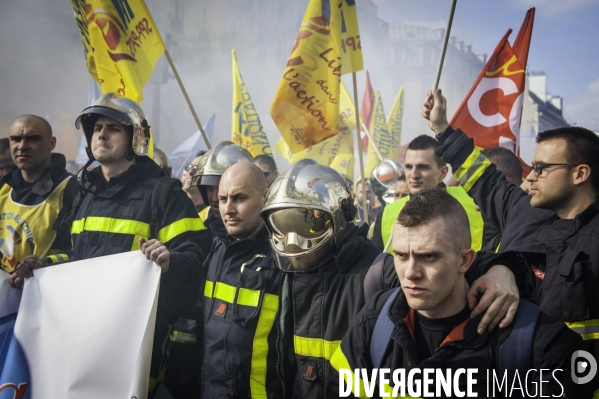 La marche des pompiers