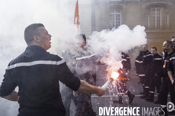 La marche des pompiers