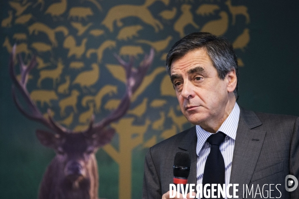 François FILLON, le candidat Les Républicains à l élection présidentielle de 2017 prononce un discours à l assemblée générale de la fédération nationale des chasseurs