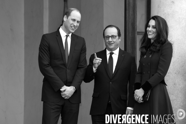 François Hollande reçoit Kate et William.