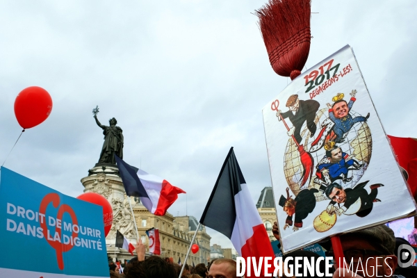 Marche pour la 6 eme republique des militants et sympathisans de jean-luc Melanchon