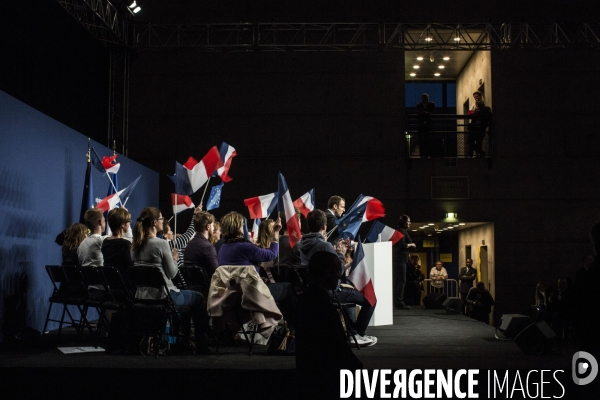 Emmanuel Macron en meeting à Reims