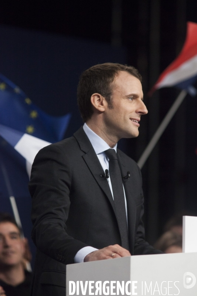 Emmanuel Macron en meeting à Reims