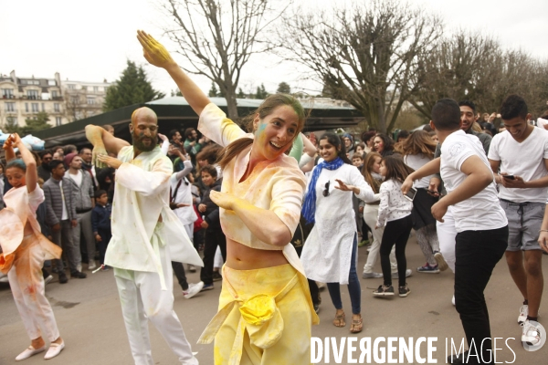 Fête des couleurs Holi au Jardin d Acclimatation