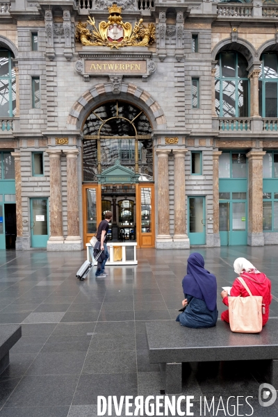 Anvers. La gare centrale une des plus belles du monde