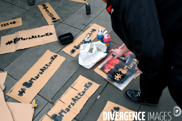 Le 8 mars journee internationale des femmes rassemblement place de la republique