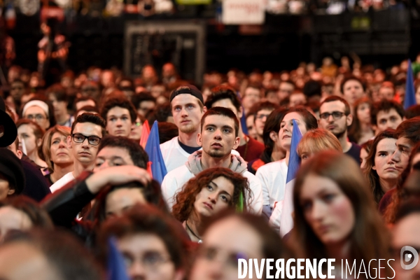 Benoît Hamon. Meeting de Bercy