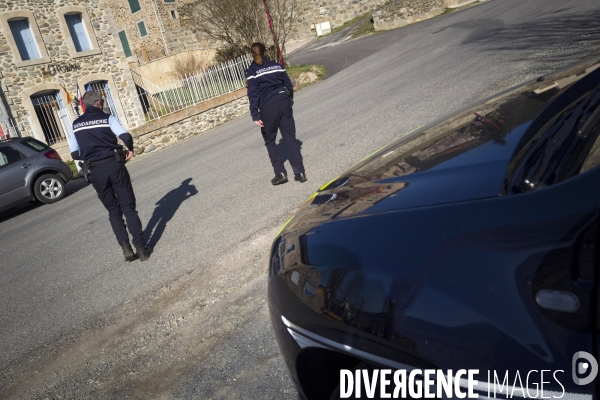 Petite Chronique d en Haut: Les Gendarmes