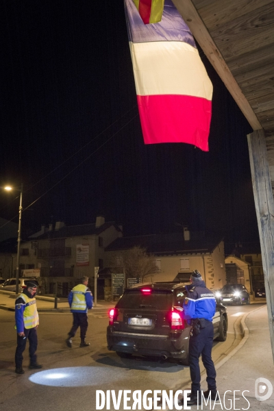 Petite Chronique d en Haut: Les Gendarmes