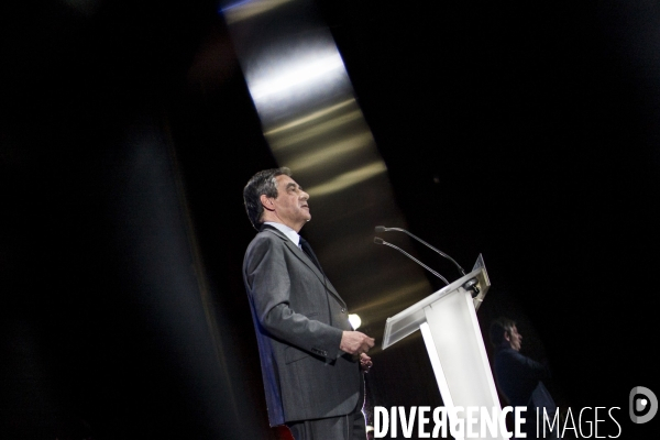 CP2017 : François Fillon à Courbevoie