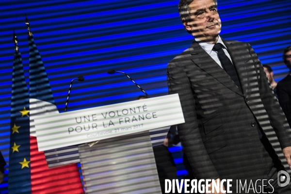 CP2017 : François Fillon à Courbevoie