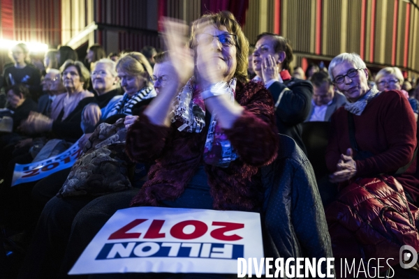 CP2017 : François Fillon à Courbevoie