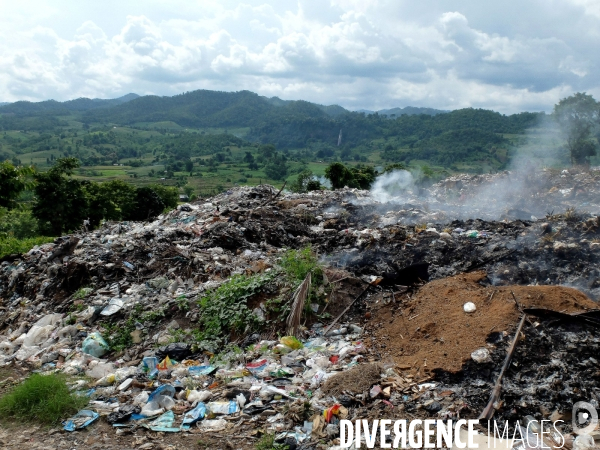 Décharge sauvage en Birmanie