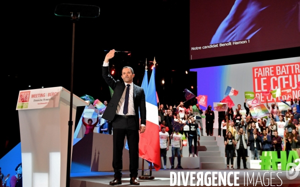 Meeting de Benoit Hamon à Bercy