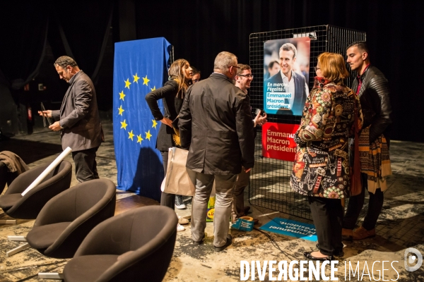 Les macronistes en banlieue à Pantin