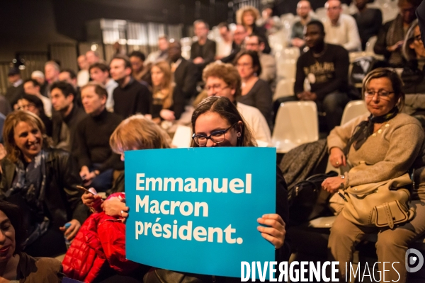 Les macronistes en banlieue à Pantin