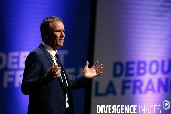 Meeting de Nicolas Dupont Aignan à Marly