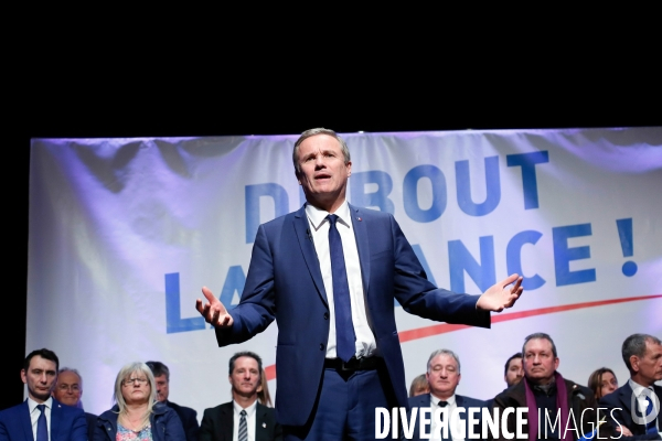 Meeting de Nicolas Dupont Aignan à Marly