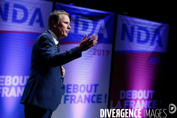 Meeting de Nicolas Dupont Aignan à Marly