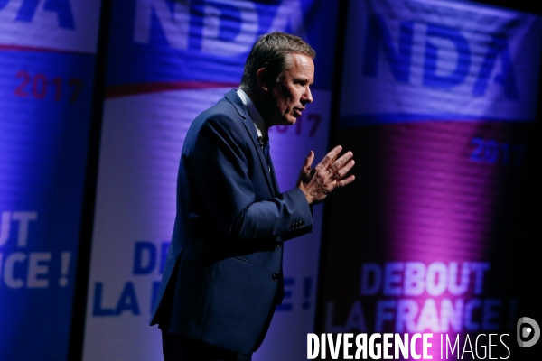 Meeting de Nicolas Dupont Aignan à Marly