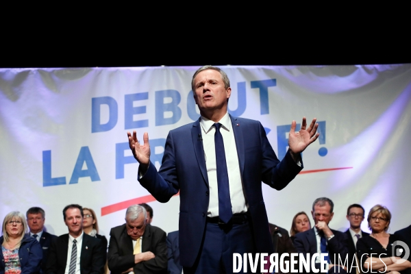 Meeting de Nicolas Dupont Aignan à Marly