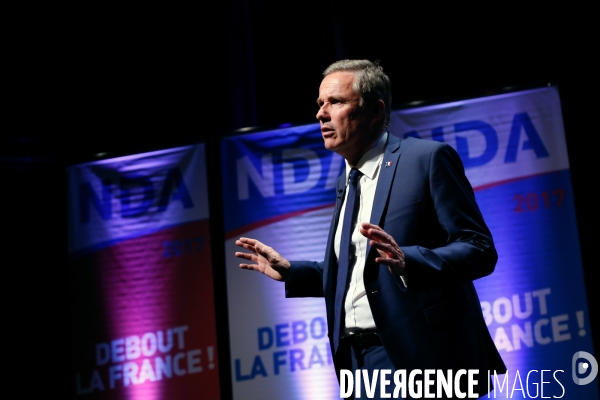 Meeting de Nicolas Dupont Aignan à Marly