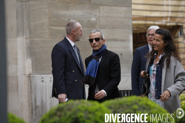 Manuel Valls réunit ses soutiens à l Assemblée Nationale