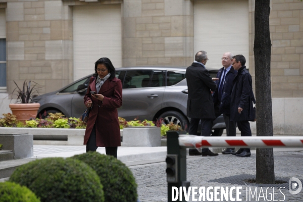 Manuel Valls réunit ses soutiens à l Assemblée Nationale