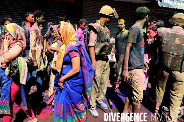 Holi, La Fête Sacré des Couleurs en Inde. Holi Festival of Colors and Love in India.