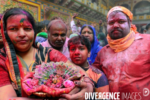 Holi, La Fête Sacré des Couleurs en Inde. Holi Festival of Colors and Love in India.