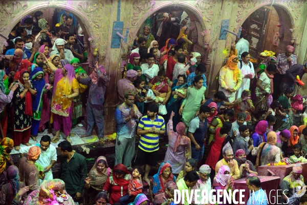 Holi, La Fête Sacré des Couleurs en Inde. Holi Festival of Colors and Love in India.