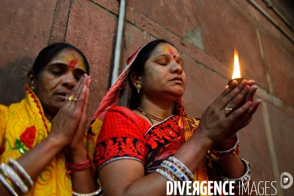 Holi, La Fête Sacré des Couleurs en Inde. Holi Festival of Colors and Love in India.