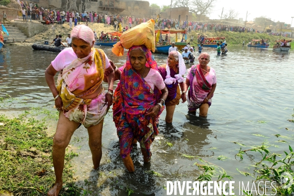 Holi, La Fête Sacré des Couleurs en Inde. Holi Festival of Colors and Love in India.