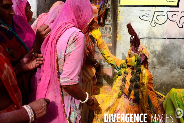 Holi, La Fête Sacré des Couleurs en Inde. Holi Festival of Colors and Love in India.