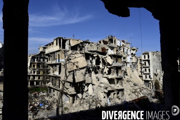 La Destruction de la Ville Syrienne d Alep. The destruction of the Syrian city of Aleppo.