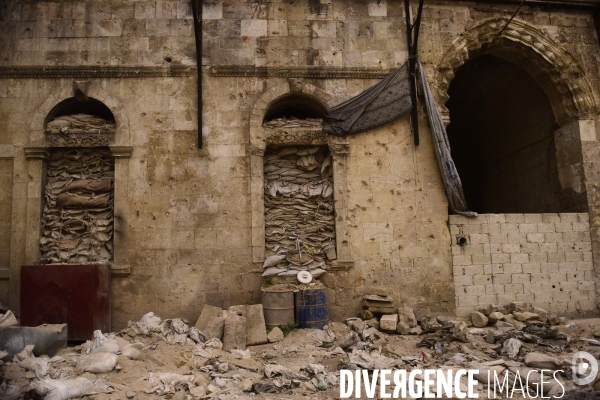 La Destruction de la Ville Syrienne d Alep. The destruction of the Syrian city of Aleppo.