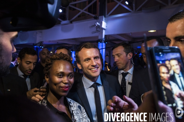 Emmanuel Macron rencontre à St Denis une centaine de personnalités au parcours remarquable issues de quartier s populaires