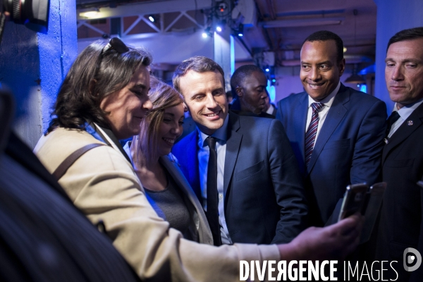 Emmanuel Macron rencontre à St Denis une centaine de personnalités au parcours remarquable issues de quartier s populaires