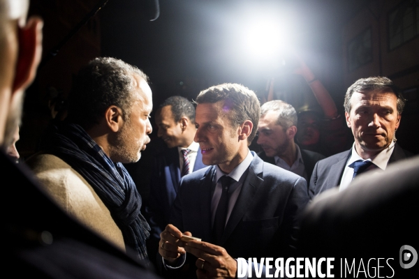 Emmanuel Macron rencontre à St Denis une centaine de personnalités au parcours remarquable issues de quartier s populaires