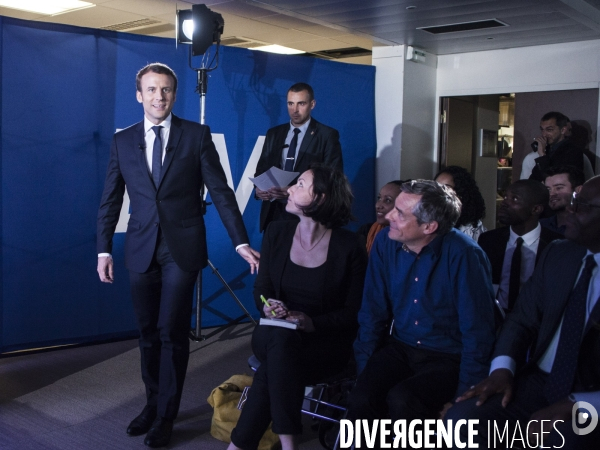 Emmanuel Macron rencontre les associations ultramarines de l Héxagone à son QG de campagne le Samedi 8 Avril 2017.