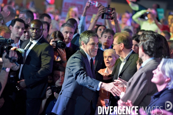 Meeting de François Fillon porte de versailles