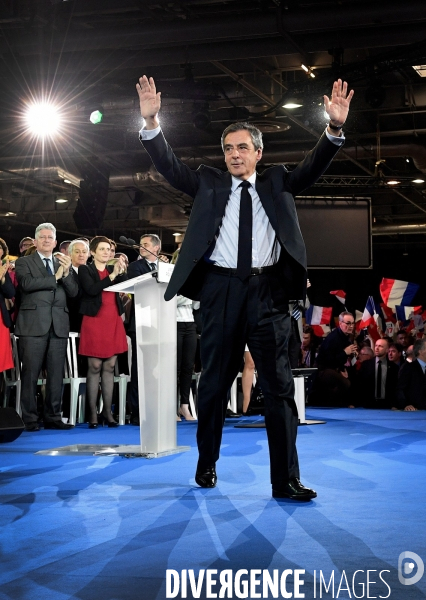 Meeting de François Fillon porte de versailles