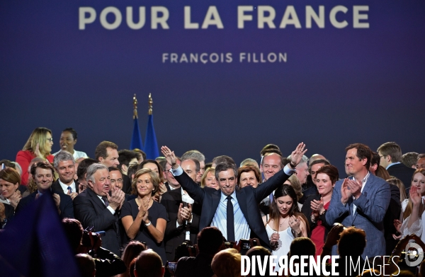 Meeting de François Fillon porte de versailles