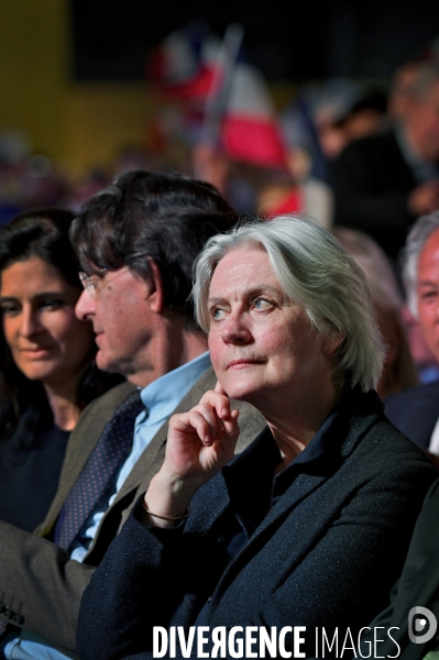 Meeting de François Fillon porte de versailles