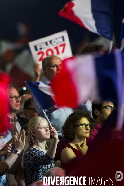 Meeting du Candidat de la droite et du centre François FILLON à la Porte de Versailles à Paris