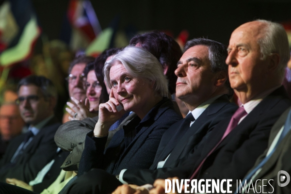 Meeting du Candidat de la droite et du centre François FILLON à la Porte de Versailles à Paris