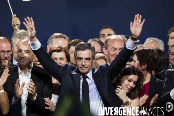 Meeting du Candidat de la droite et du centre François FILLON à la Porte de Versailles à Paris