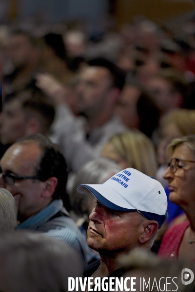 Meeting de Marine Le Pen à Arcis sur Aube