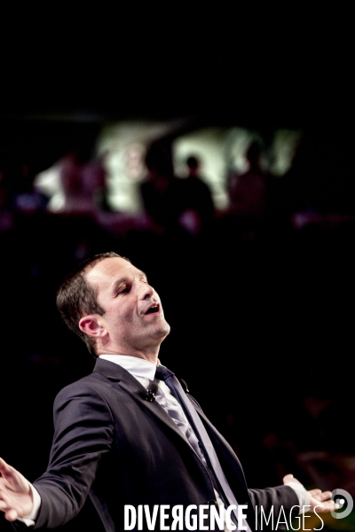 Benoît Hamon en campagne dans le Rhône